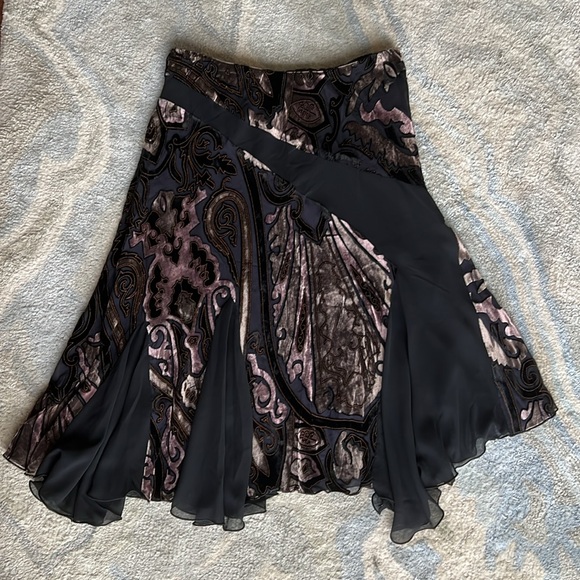 Black and Brown Skirt Set - Picture 13 of 16